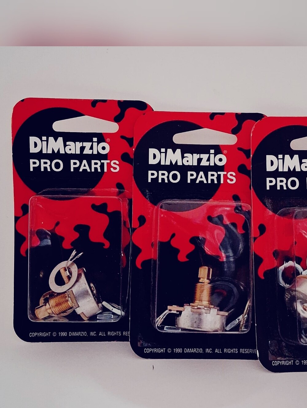 DiMarzio EP1201 Custom Taper Potentiometer (500K)/Set 3 Uds New/MSRP25